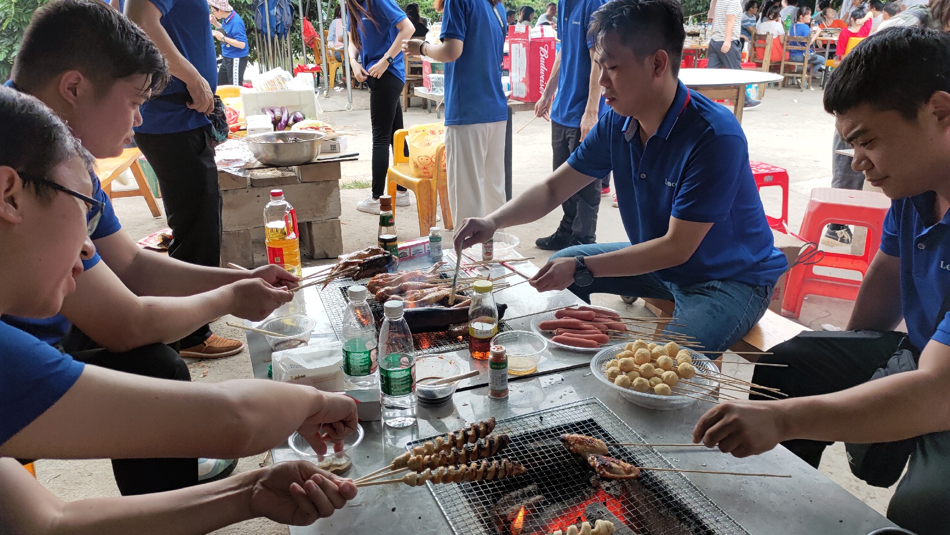 松湖騎行，穿樹飛花；農(nóng)家休閑，擁抱自然